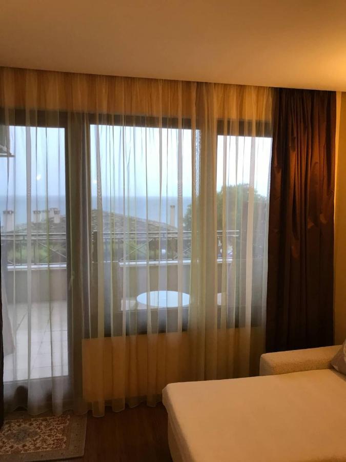 Apartment Sirena Sea View